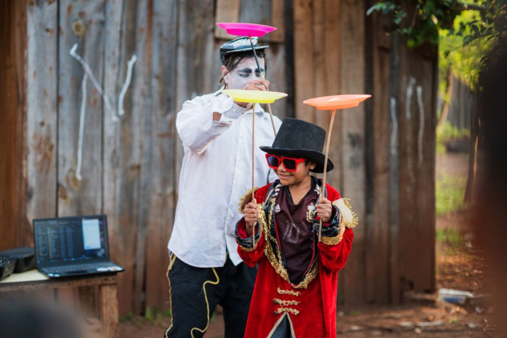 Teatro, circo y títeres llegan a las “tekoá” en el 4º Festival Intercultural imagen-6