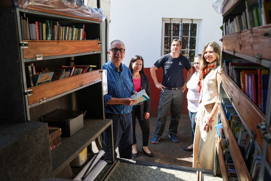 Las Bibliotecas Populares recibieron casi $150 millones de la Provincia 9 Las Bibliotecas Populares recibieron casi $150 millones de la Provincia imagen-8
